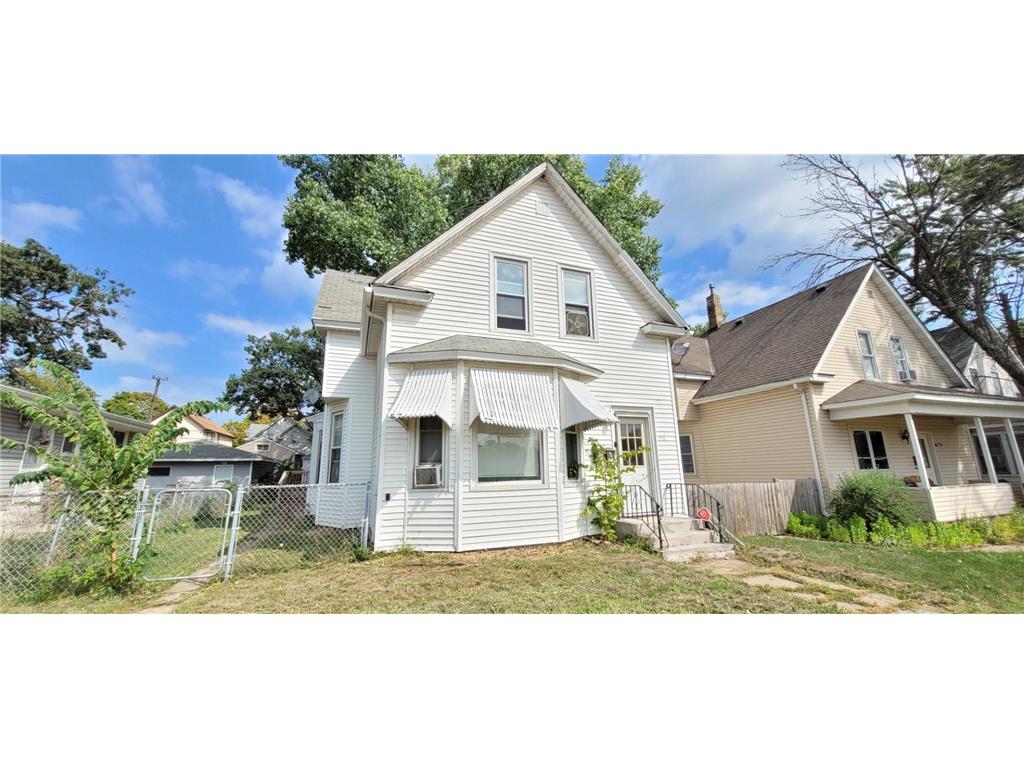 671 Maryland Avenue E, Saint Paul, MN, 55106 MLS 6449604 Edina Realty