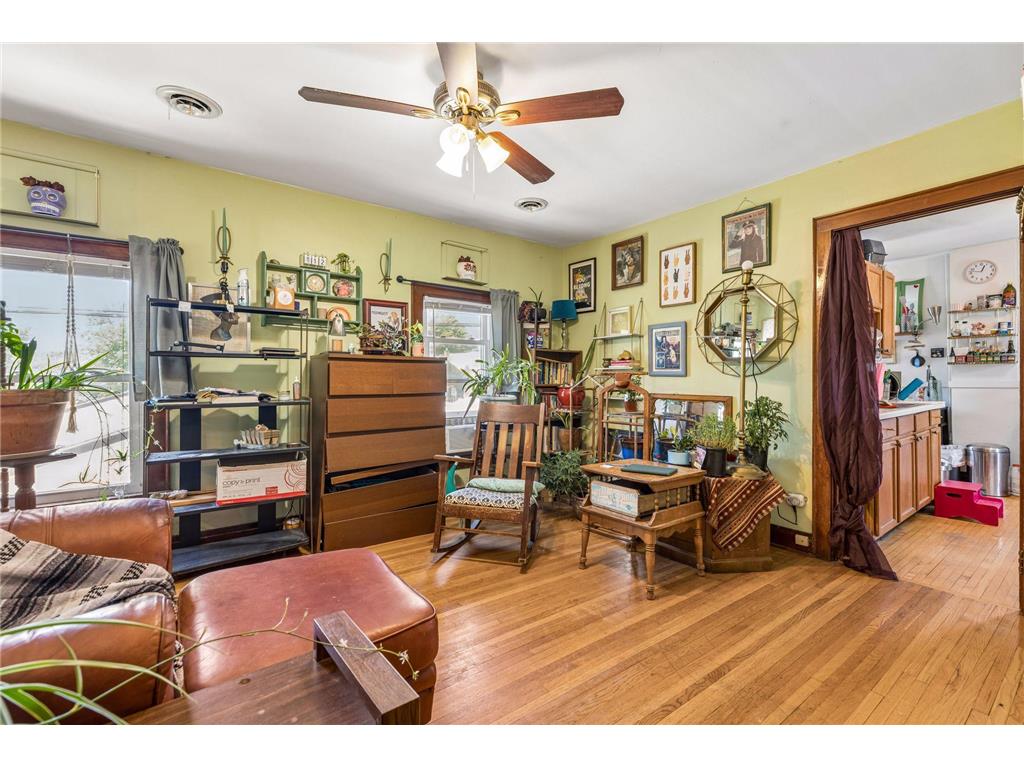 671 Spring Street NE Minneapolis MN 55413 7094390 image12