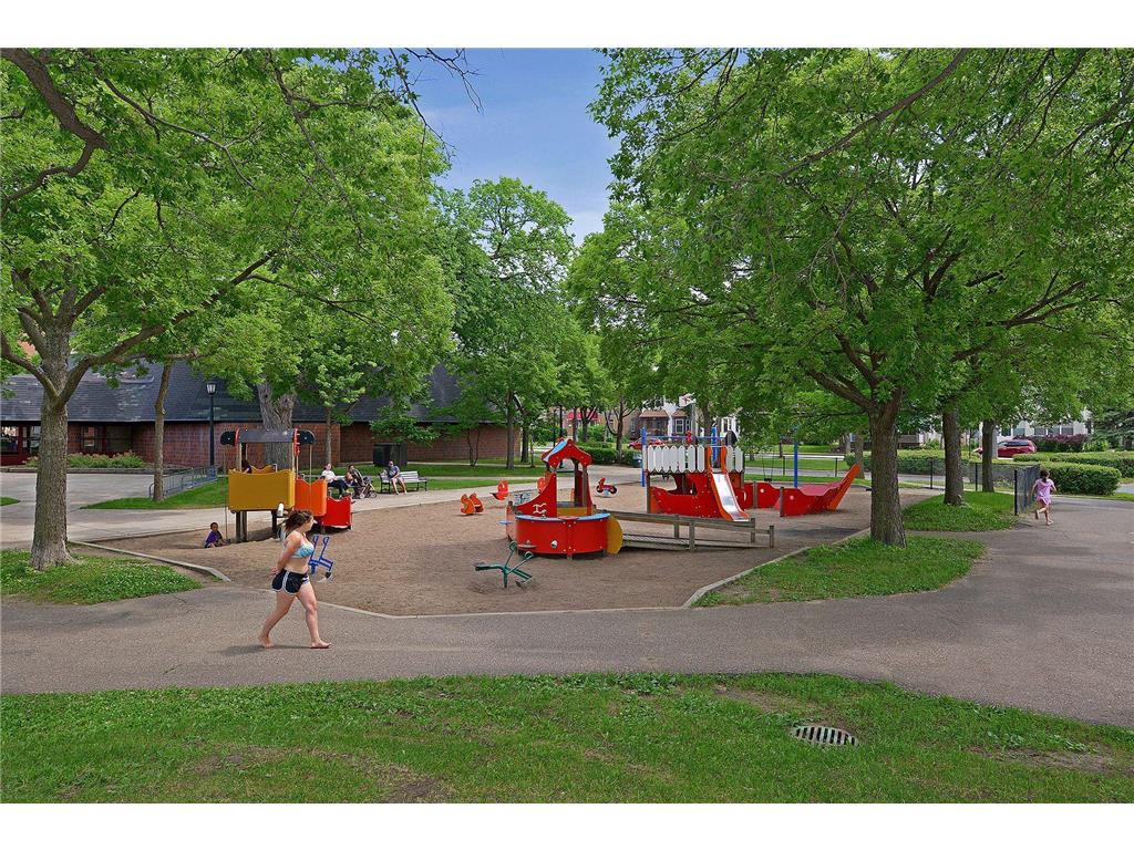 671 Spring Street NE Minneapolis MN 55413 7094390 image34