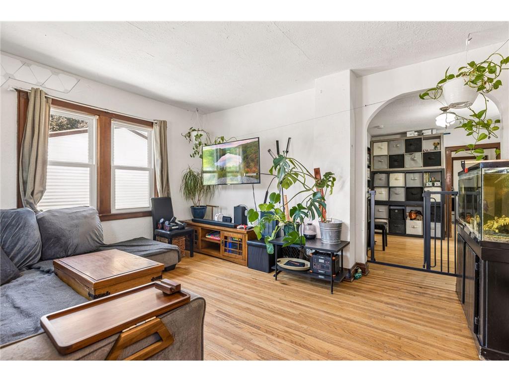 671 Spring Street NE Minneapolis MN 55413 7094390 image4