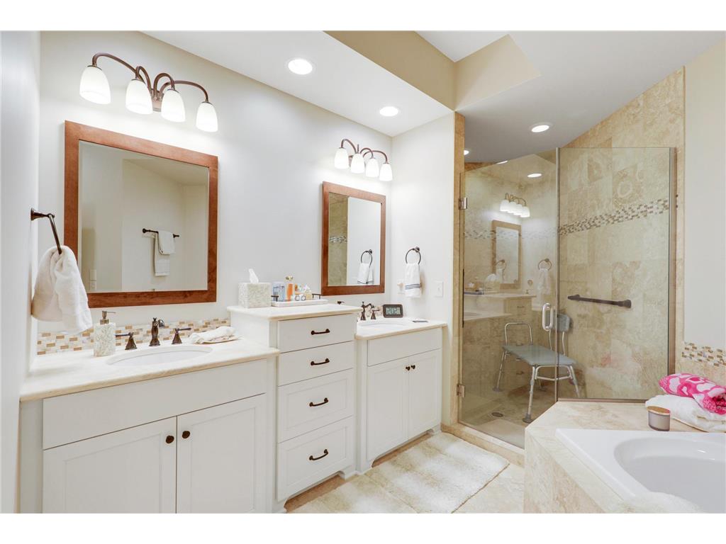 671 Willoughby Way E Minnetonka MN 55305 7075899 image34