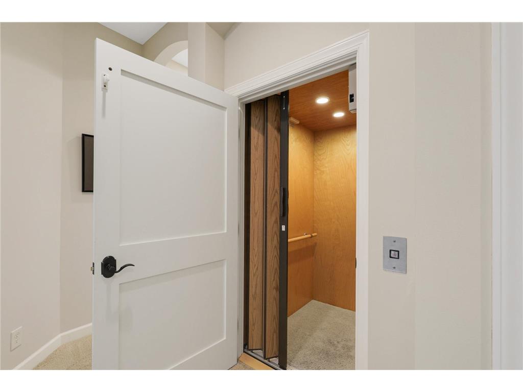 671 Willoughby Way E Minnetonka MN 55305 7075899 image5