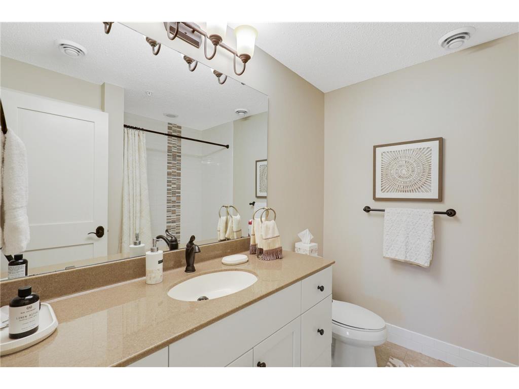 671 Willoughby Way E Minnetonka MN 55305 7075899 image51
