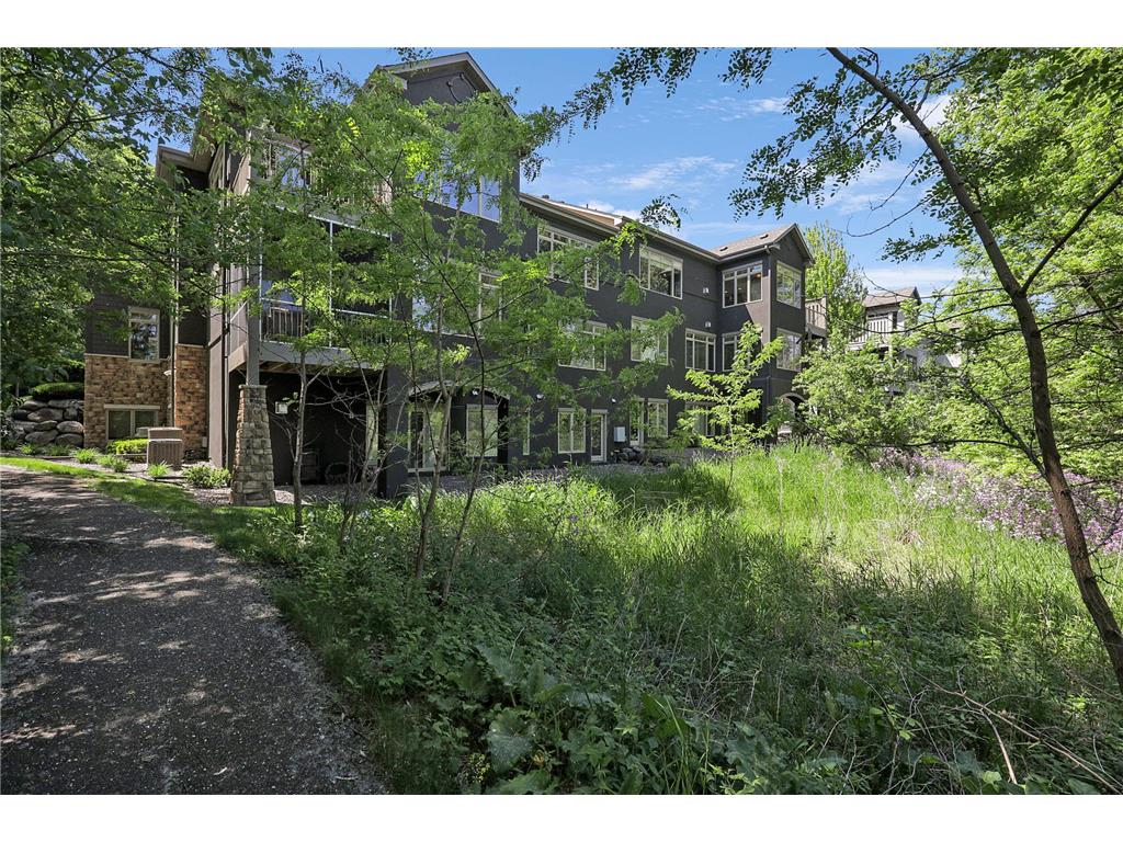671 Willoughby Way E Minnetonka MN 55305 7075899 image54