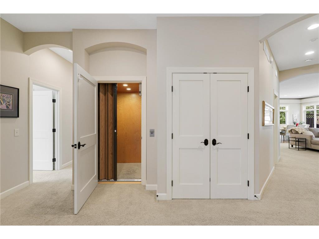671 Willoughby Way E Minnetonka MN 55305 7075899 image8