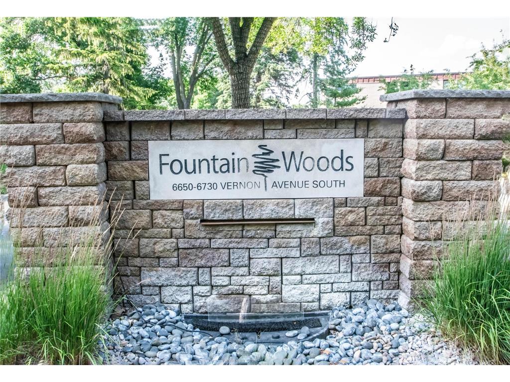 6710 Vernon Avenue S #114 Edina MN 55436 6401074 image1