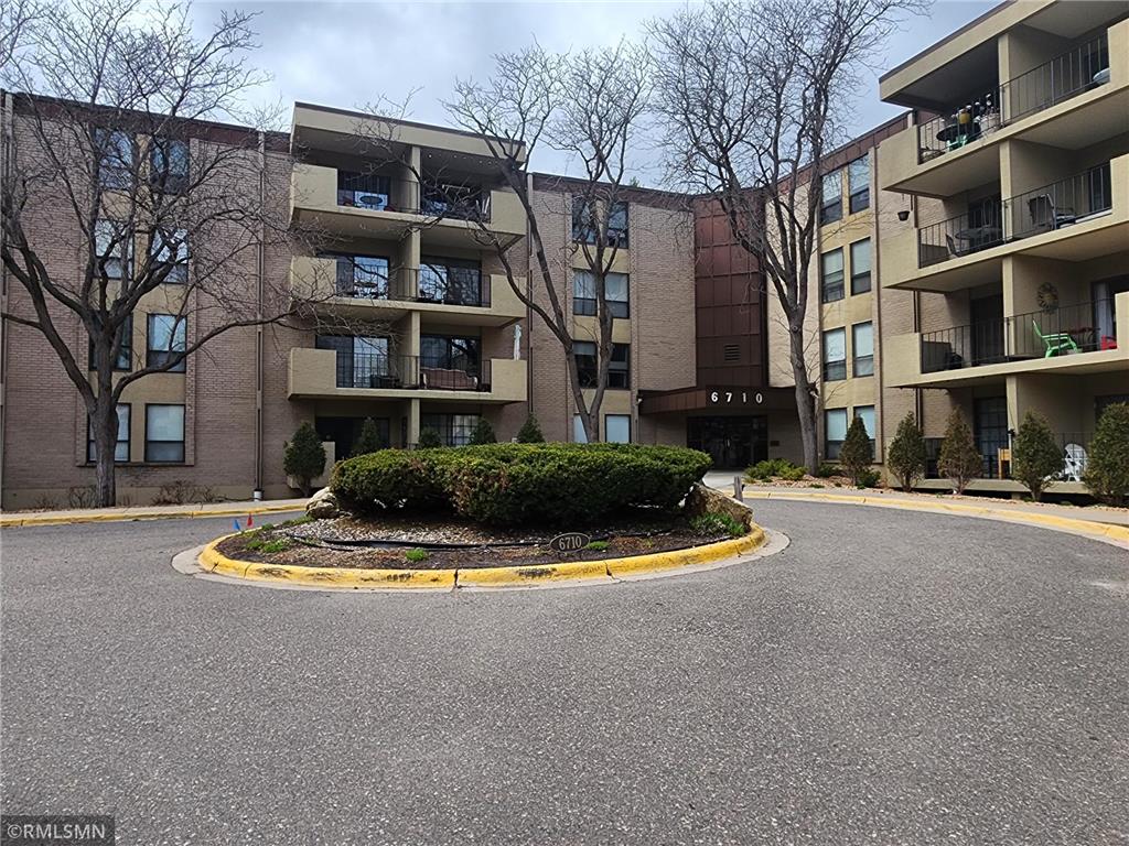 6710 Vernon Avenue S #219 Edina MN 55436 6359326 image1
