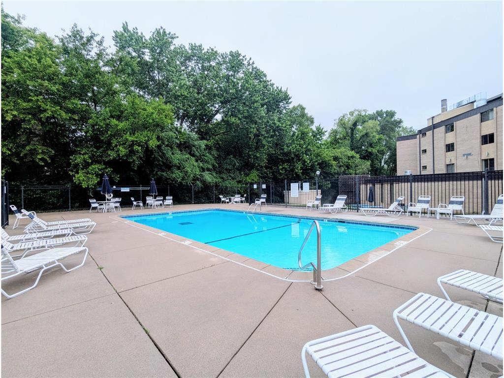6710 Vernon Avenue S #415 Edina MN 55436 6739727 image1