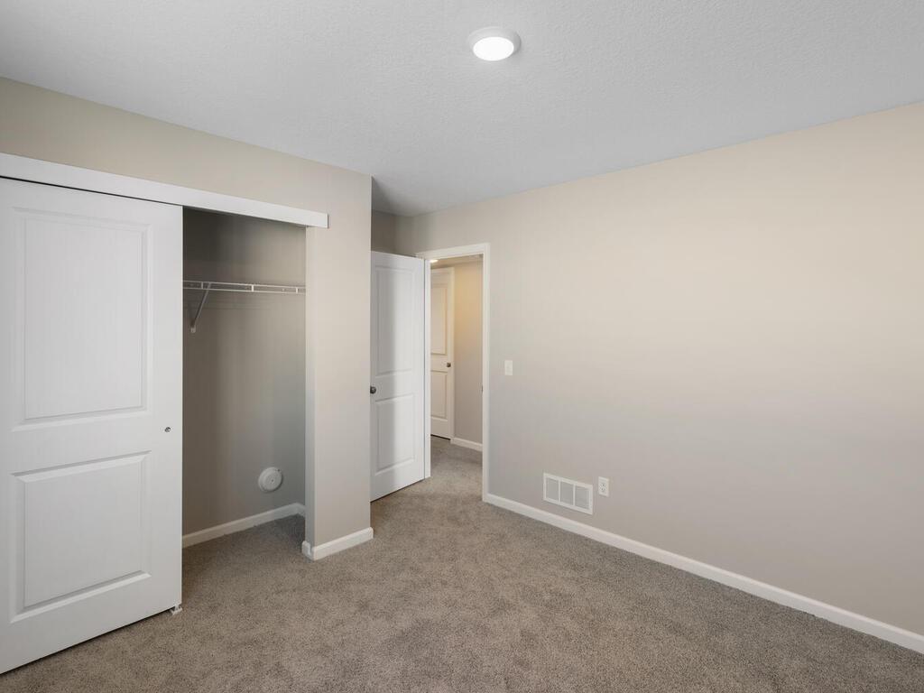 6711 Granby Street North Branch MN 55056 7028635 image20