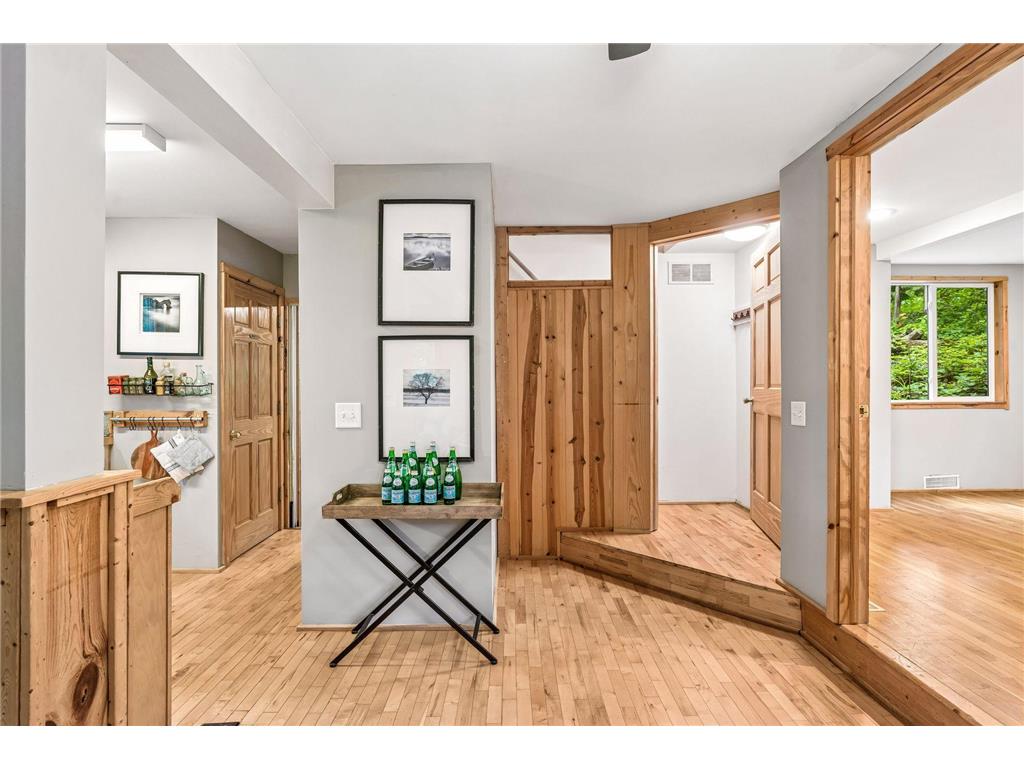 6711 Mohawk Drive Chanhassen MN 55317 - Lotus Lake 7107679 image7