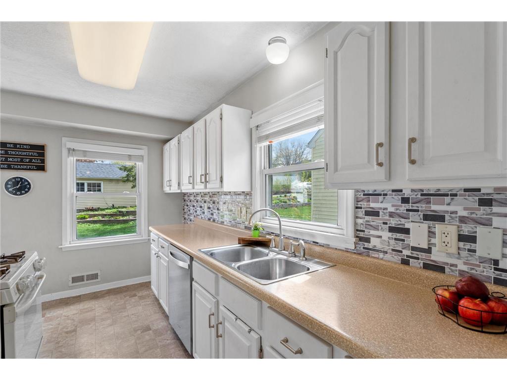 6713 Xerxes Avenue S Richfield MN 55423 7027473 image20