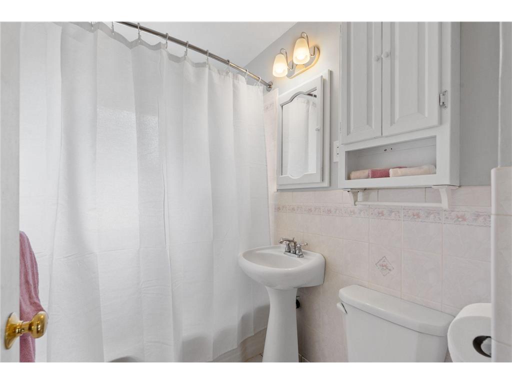 6713 Xerxes Avenue S Richfield MN 55423 7027473 image26