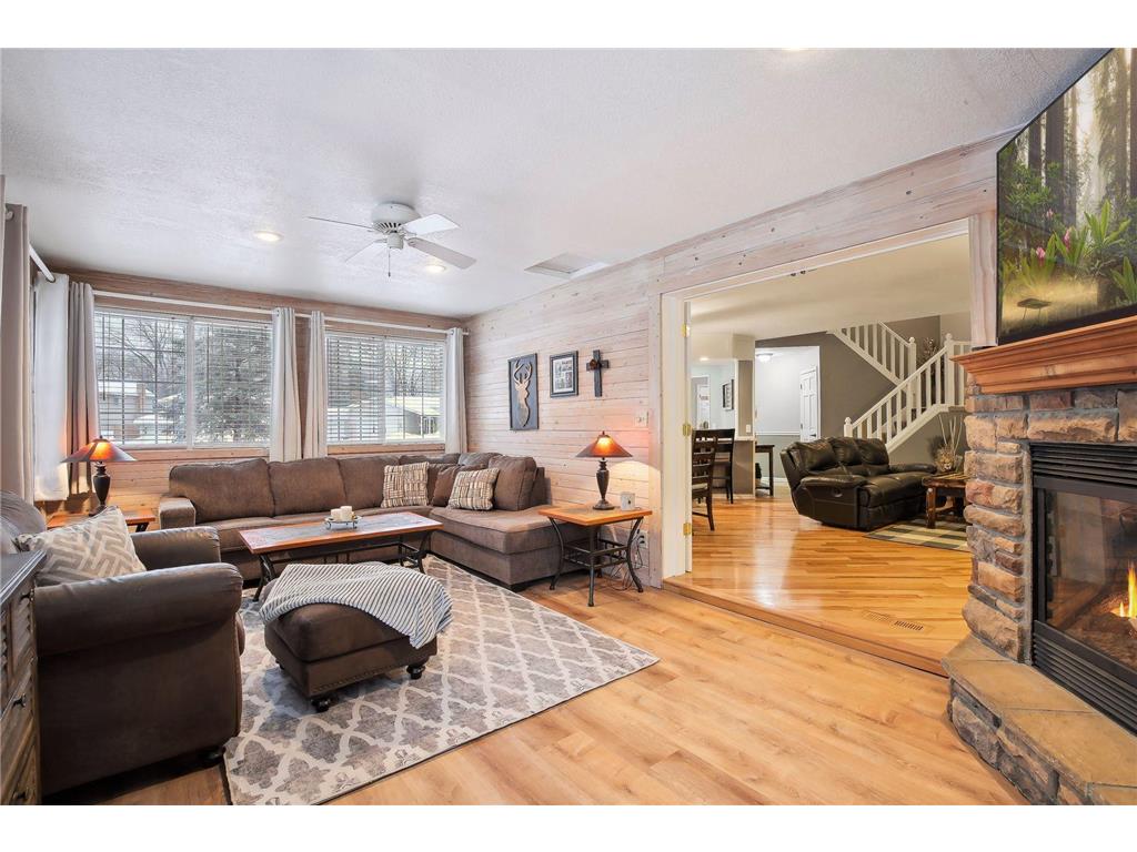 6715 131st Street W Apple Valley MN 55124 6335374 image1