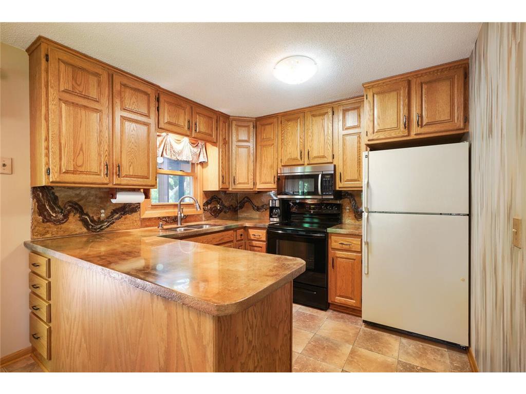 6715 Ashton Avenue NE Fridley MN 55432 - Locke 7092872 image8