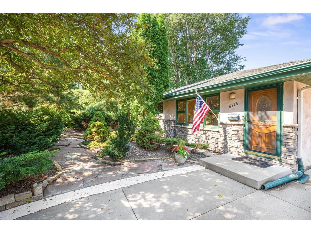 6716 Jefferson Street NE Fridley MN 55432 6761516 image1