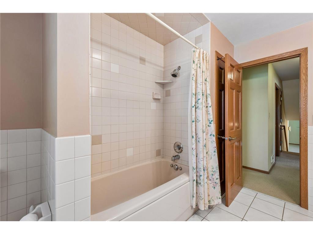 6717 Southdale Road Edina MN 55435 7084263 image30