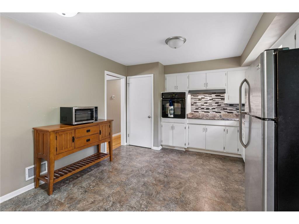 6718 36th Avenue N Crystal MN 55427 7106392 image12