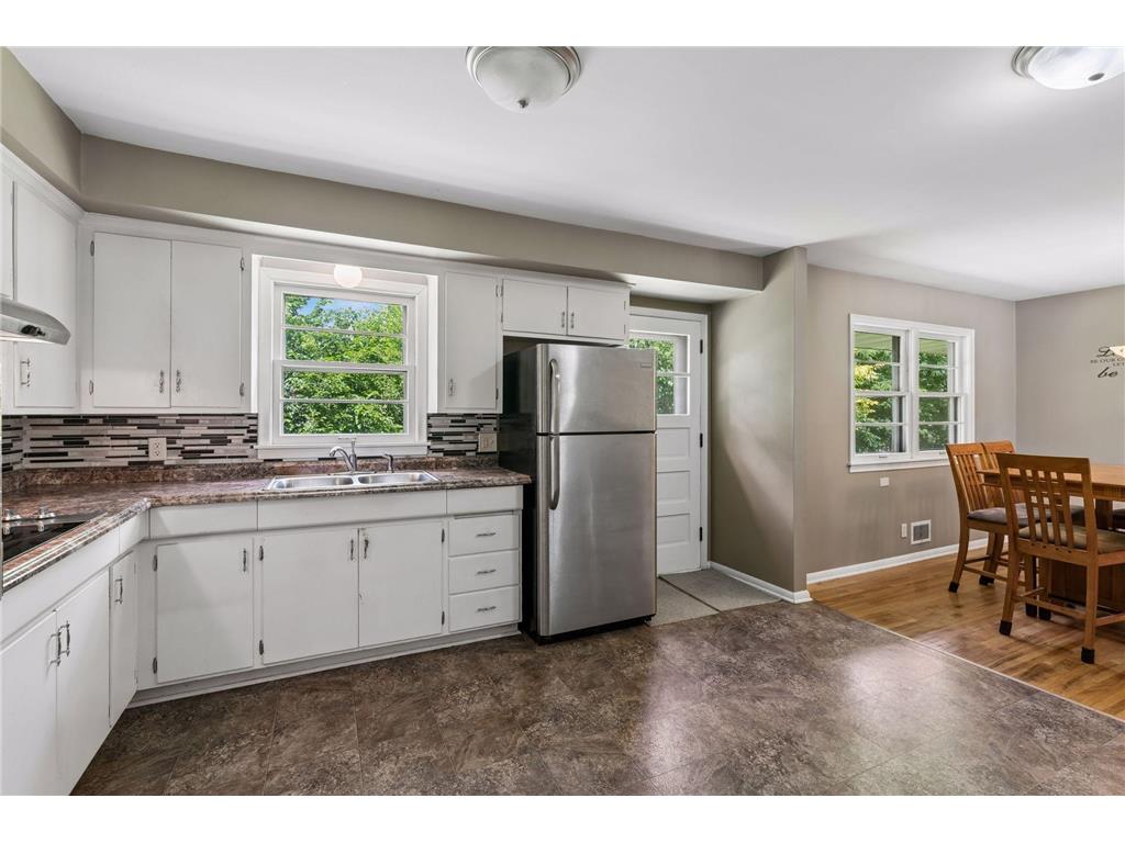 6718 36th Avenue N Crystal MN 55427 7106392 image14