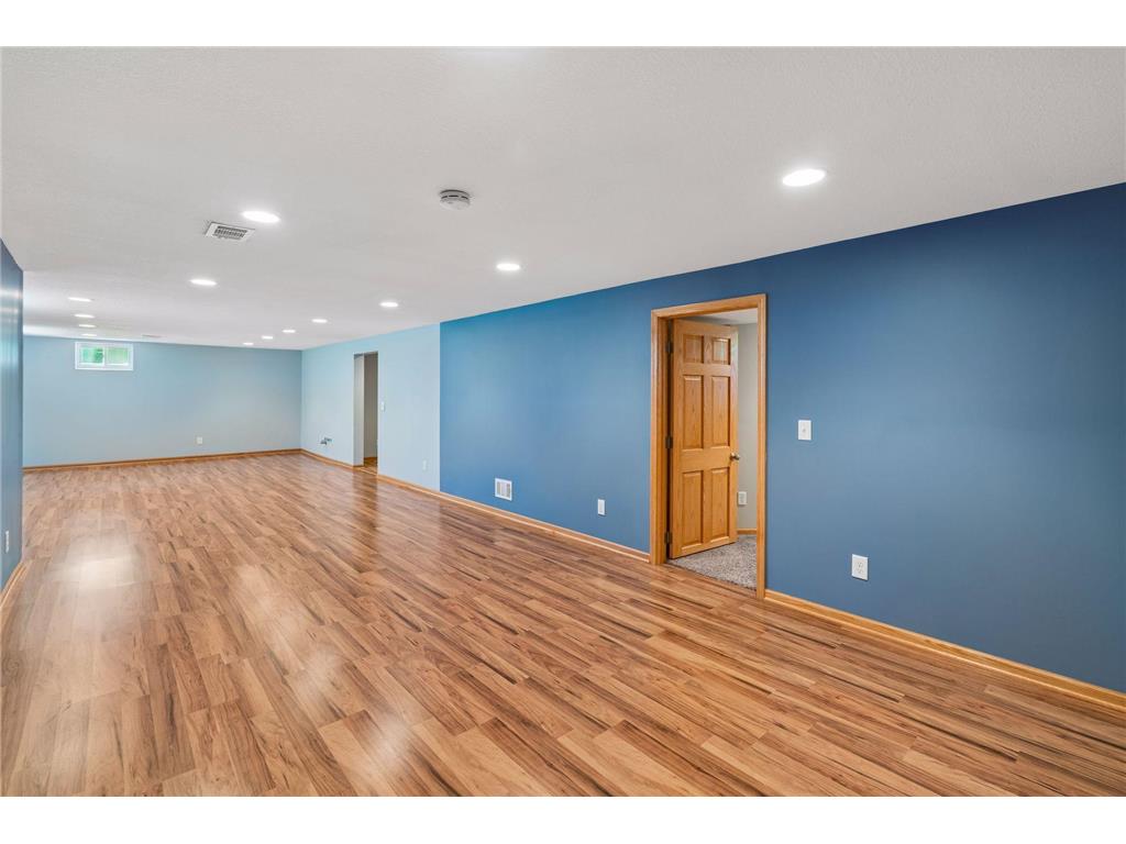 6718 36th Avenue N Crystal MN 55427 7106392 image29