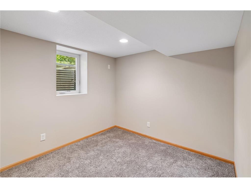 6718 36th Avenue N Crystal MN 55427 7106392 image30