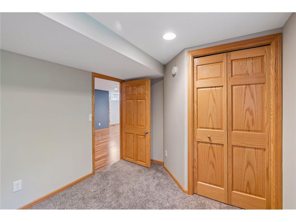 6718 36th Avenue N Crystal MN 55427 7106392 image31
