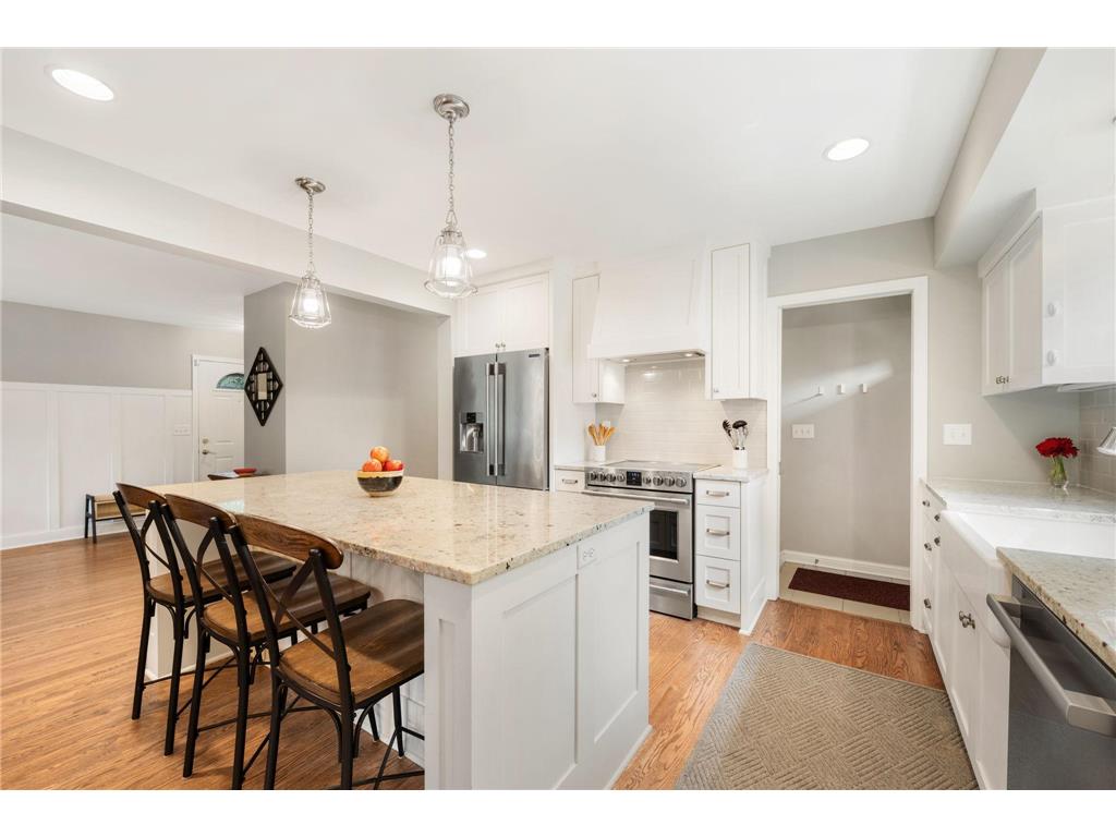 6718 Lakeview Avenue Richfield MN 55423 7090299 image11