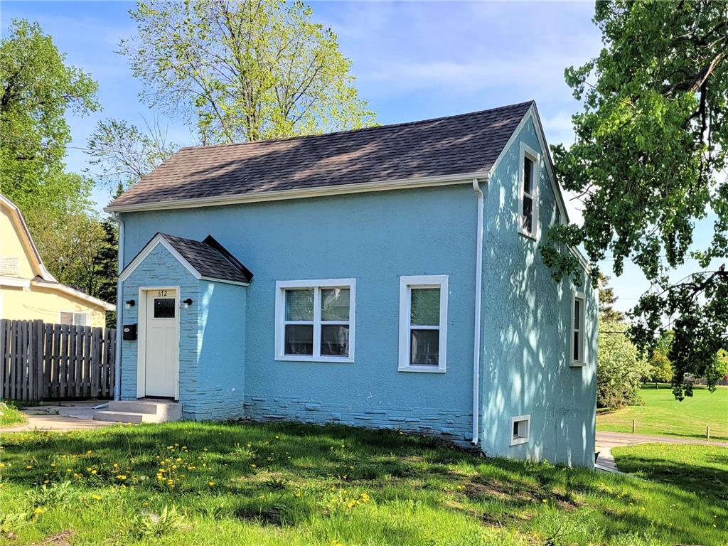 672 40th Avenue NE Columbia Heights MN 55421 6369906 image1