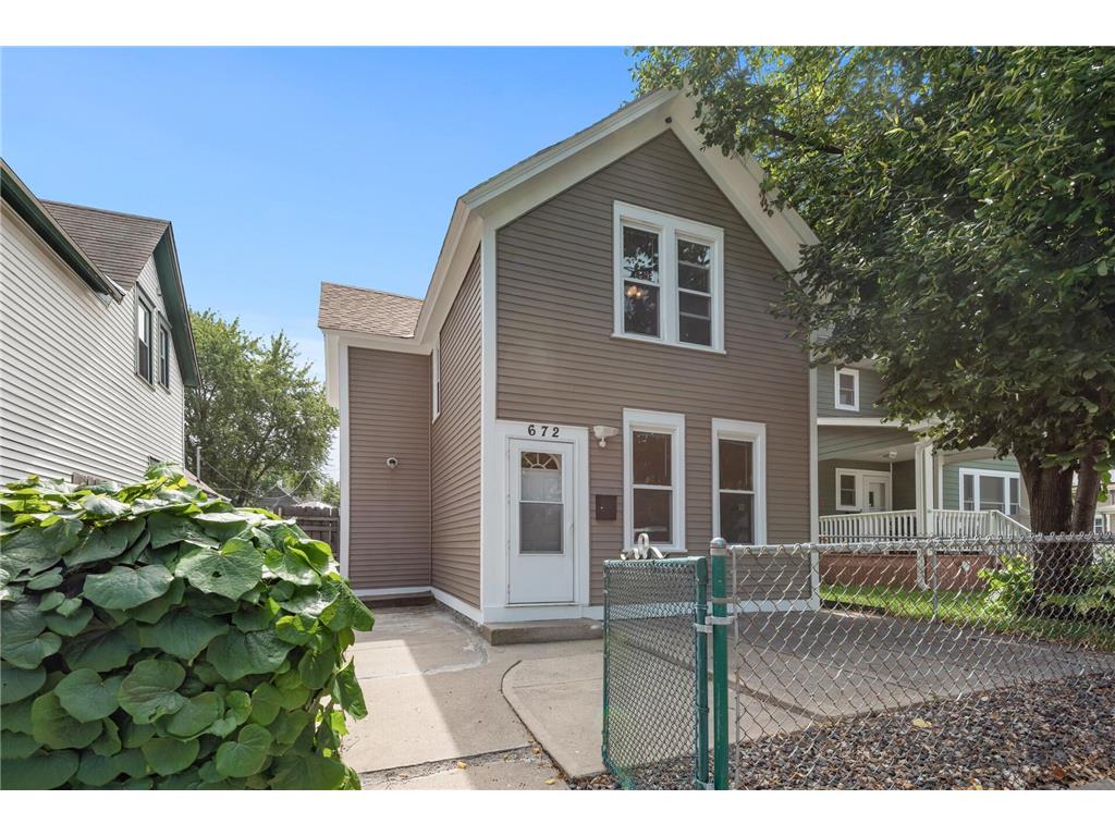 672 Blair Avenue Saint Paul MN 55104 6425222 image1
