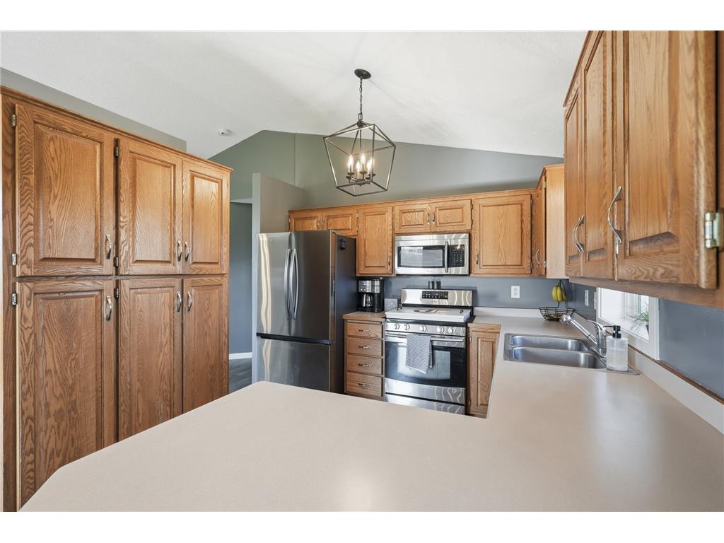 672 Laurie Lane Hudson WI 54016 7077435 image6