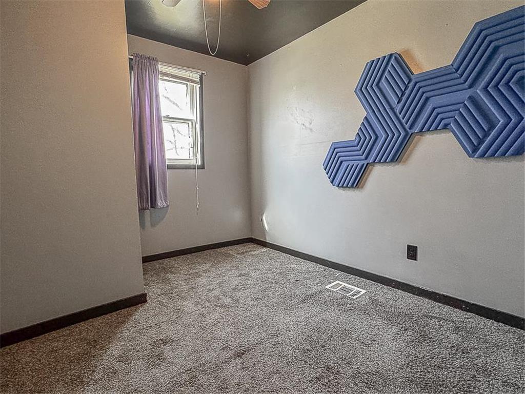 672 S Anna Avenue Lake Crystal MN 56055 7050452 image22