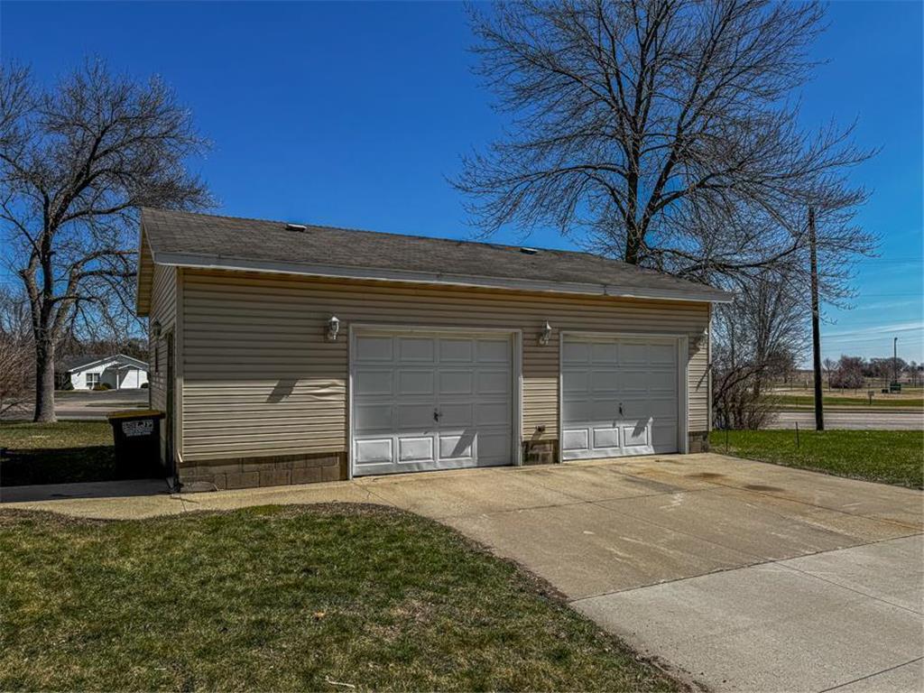 672 S Anna Avenue Lake Crystal MN 56055 7050452 image33