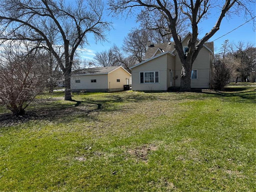672 S Anna Avenue Lake Crystal MN 56055 7050452 image36