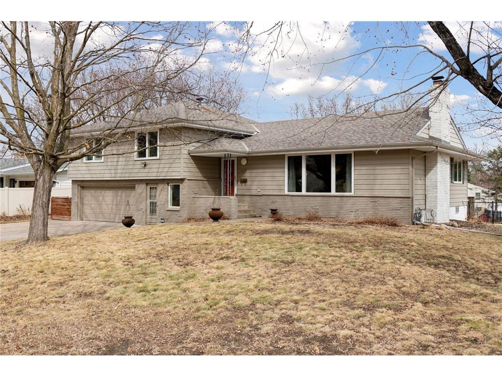 6721 Hillside Lane Edina MN 55439 6692452 image1