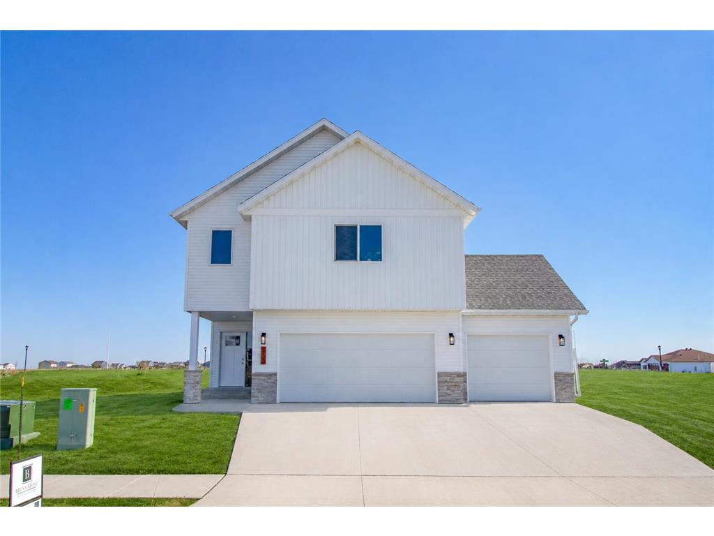 6723 Deer Creek Loop Horace ND 58047 7082418 image1