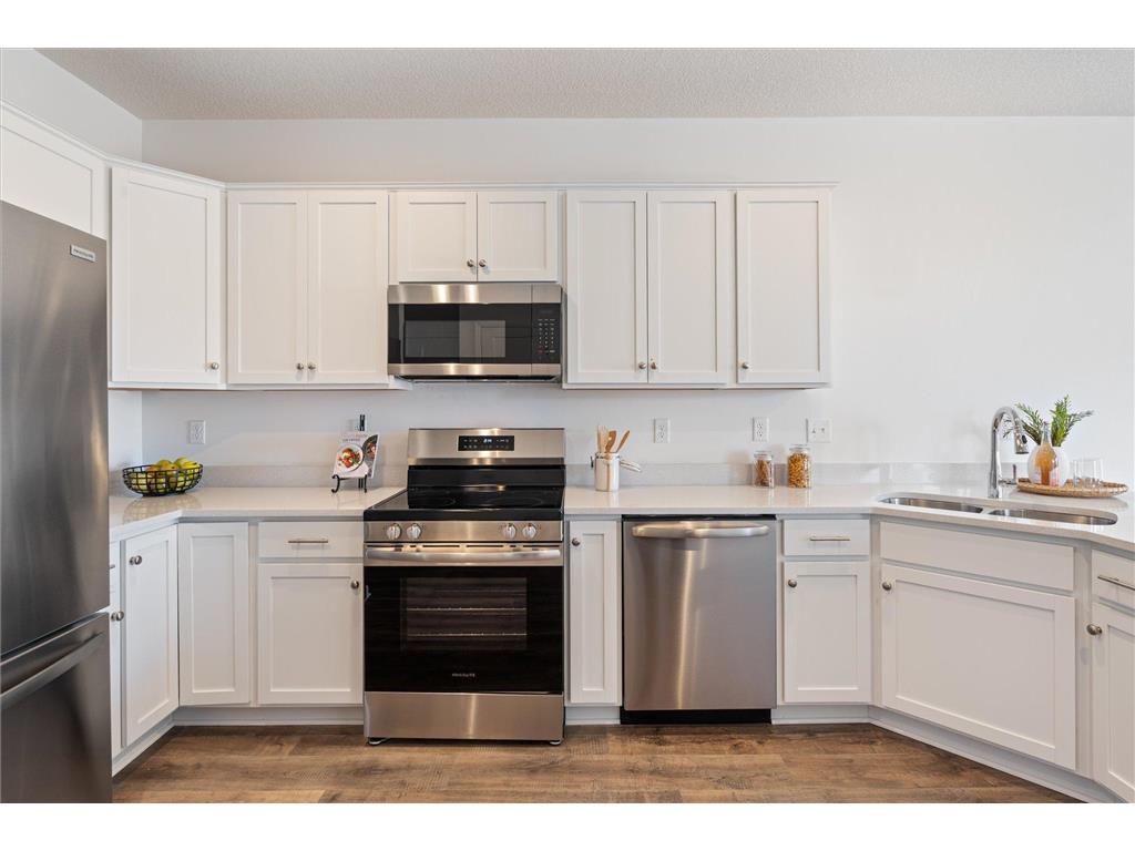 6724 Jorgensen Avenue S Cottage Grove MN 55016 7060907 image16