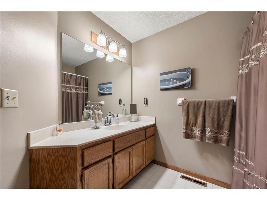 6724 Timber Crest Drive Maple Grove MN 55311 7035994 image18