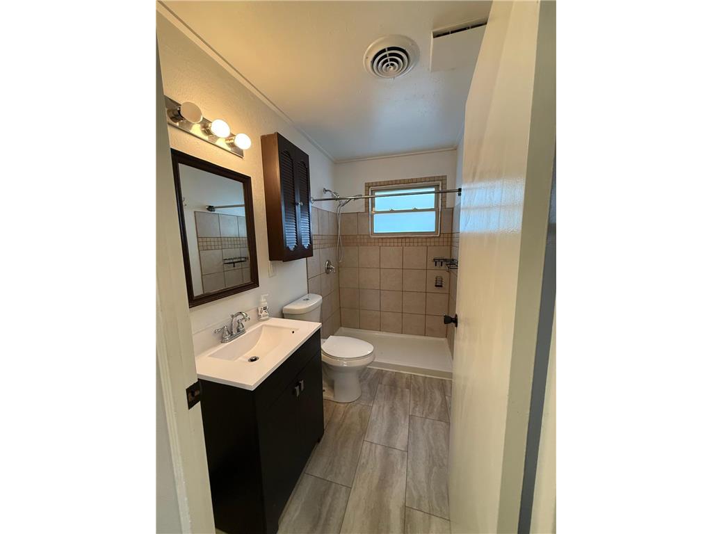 6725 W Verona Court Milwaukee WI 53219 7059804 image6