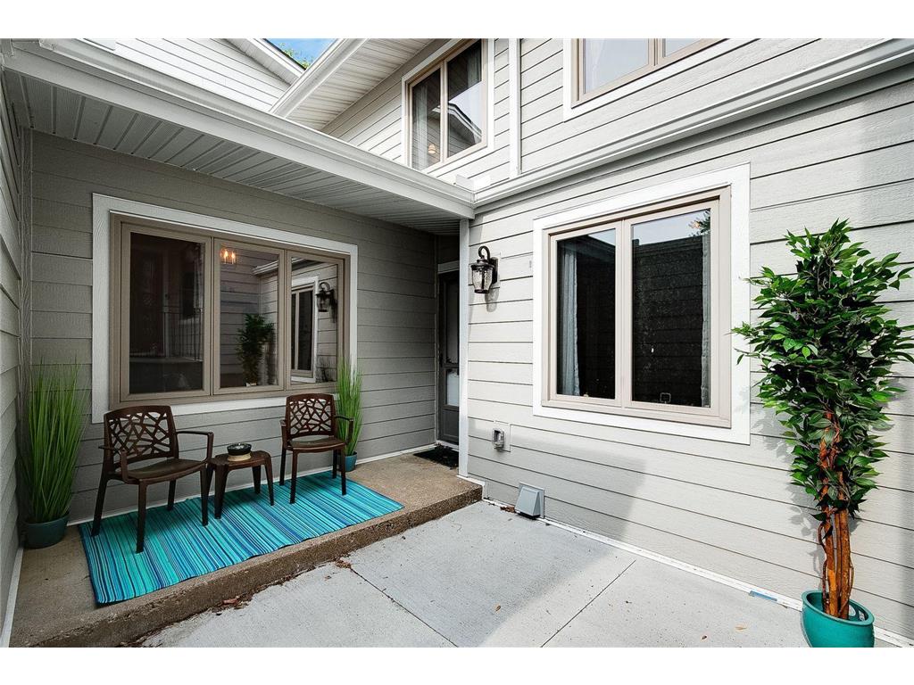 6729 W 82nd Street Bloomington MN 55438 6372118 image1