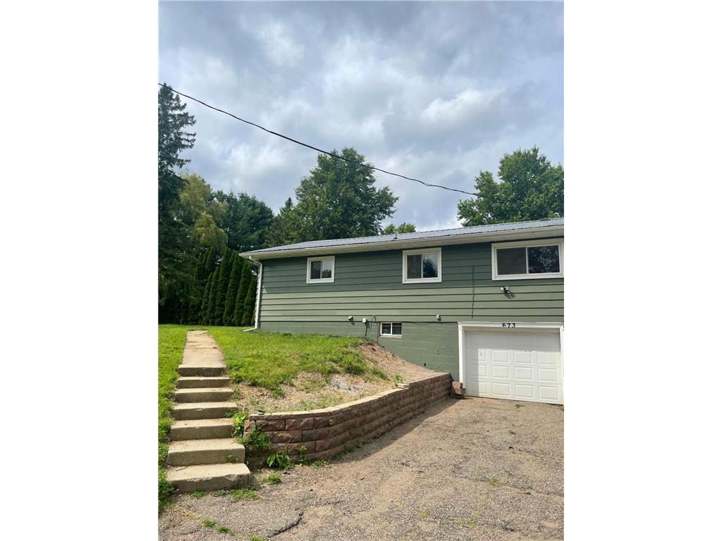 673 Farm Road Eagan MN 55123 6768166 image1