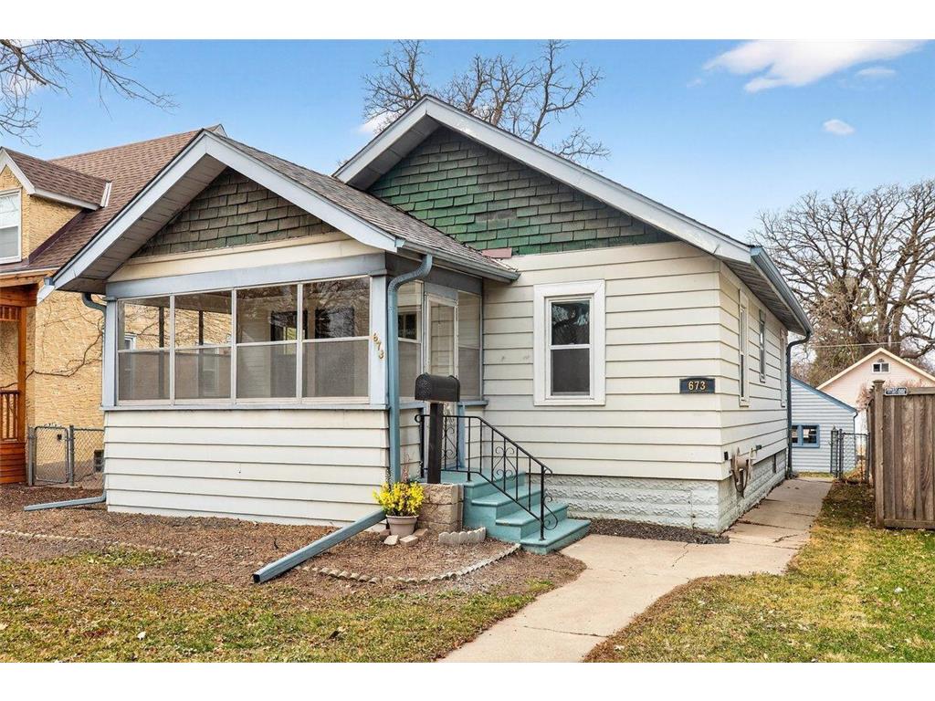 673 Hamline Avenue S Saint Paul MN 55116 6765847 image1