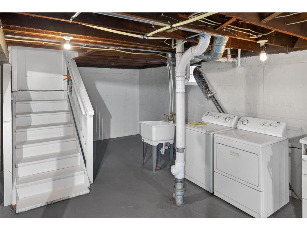 673 Hamline Avenue S Saint Paul MN 55116 6765847 image24