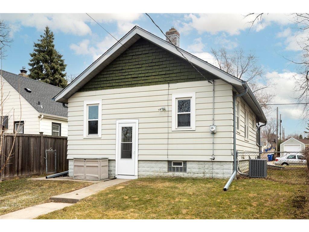673 Hamline Avenue S Saint Paul MN 55116 6765847 image32