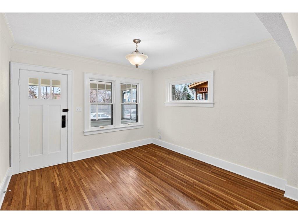 673 Hamline Avenue S Saint Paul MN 55116 6765847 image9