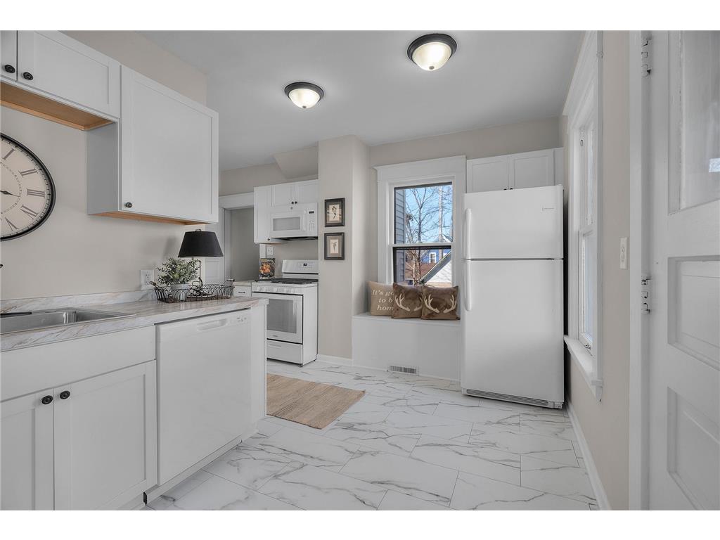 673 Jessamine Avenue E Saint Paul MN 55106 7029433 image15