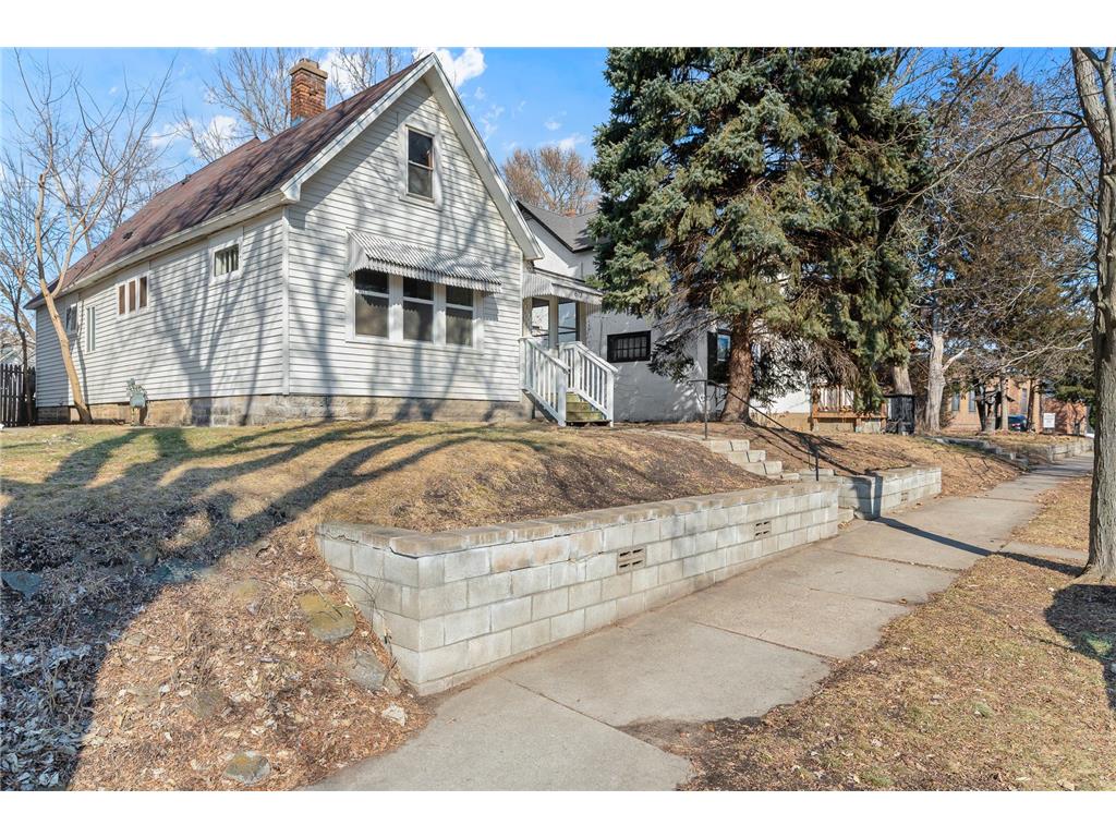 673 Jessamine Avenue E Saint Paul MN 55106 7029433 image2