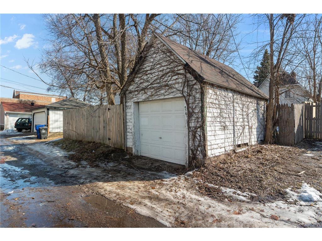 673 Jessamine Avenue E Saint Paul MN 55106 7029433 image9