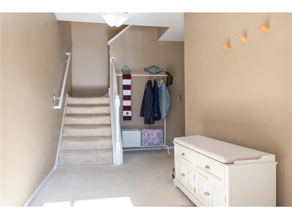 673 Kingfisher Lane #H Woodbury MN 55125 7049574 image16