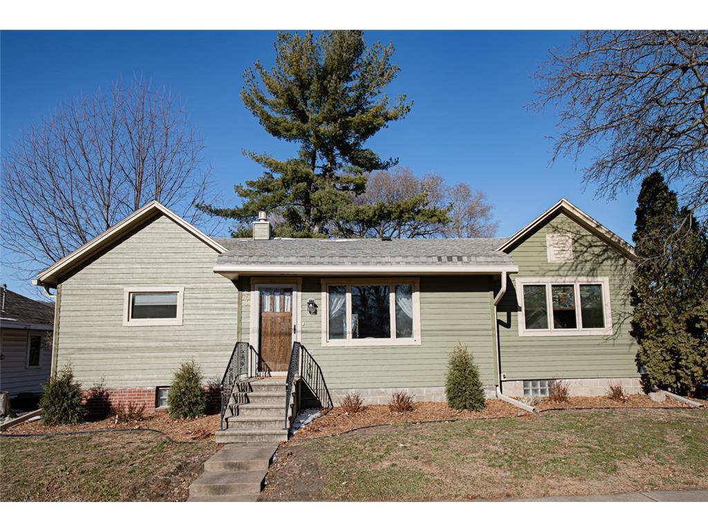 673 Sioux Street Winona MN 55987 6499251 image1