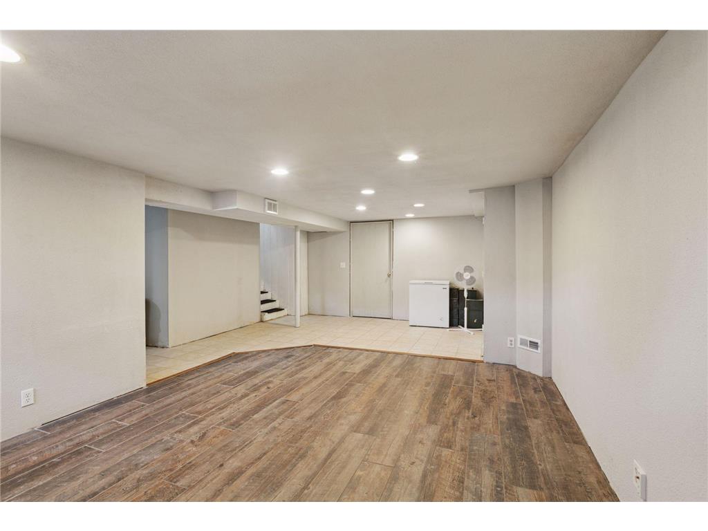 6733 Emerson Avenue N Brooklyn Center MN 55430 6776850 image26