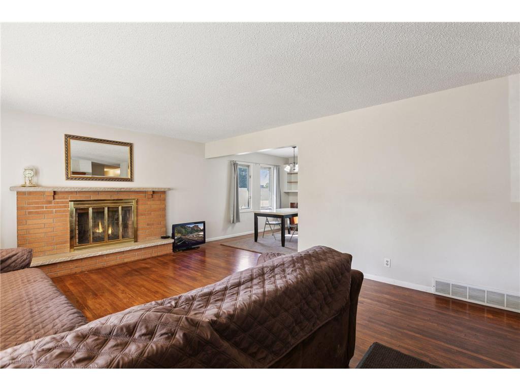 6733 Emerson Avenue N Brooklyn Center MN 55430 6776850 image4